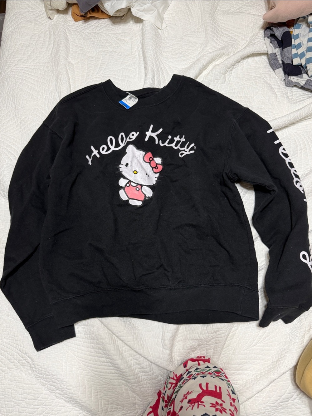 Hello Kitty Black Crewneck with Pink & White Graphic women’s large Sanrio